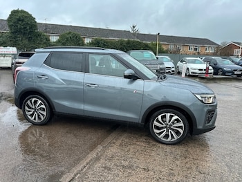 Used Ssangyong Tivoli 2023 for sale - 77451400: Photo