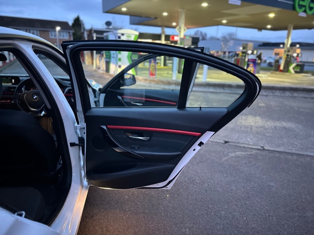 Used BMW 3 Series 2016 for sale - 77117998: Photo 14