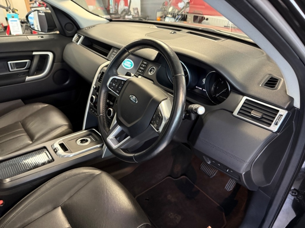 Used Land Rover Discovery Sport 2015 for sale - 76355953: Photo 17