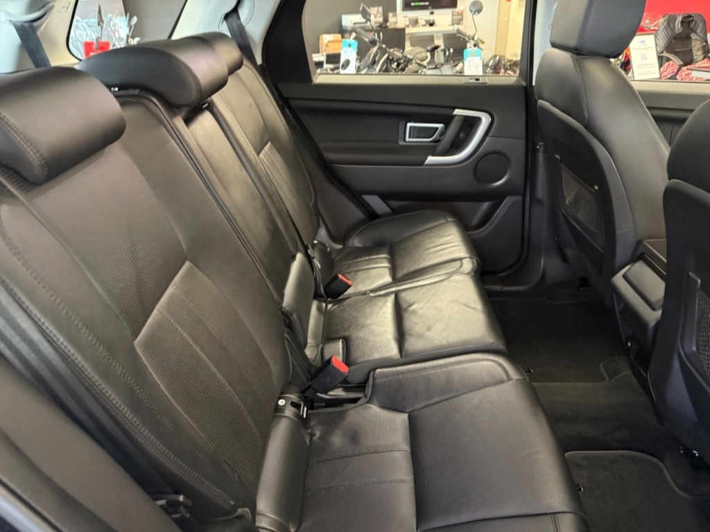 Used Land Rover Discovery Sport 2015 for sale - 76355953: Photo 28