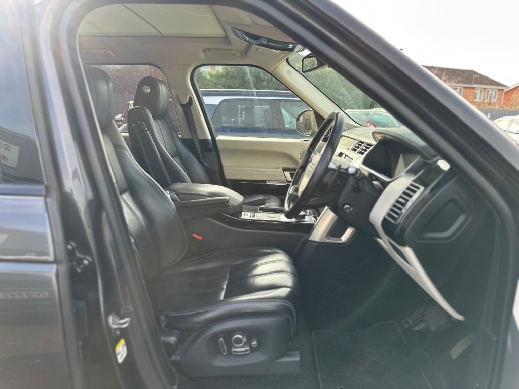 Used Land Rover Range Rover 2016 for sale - 77382168: Photo 12