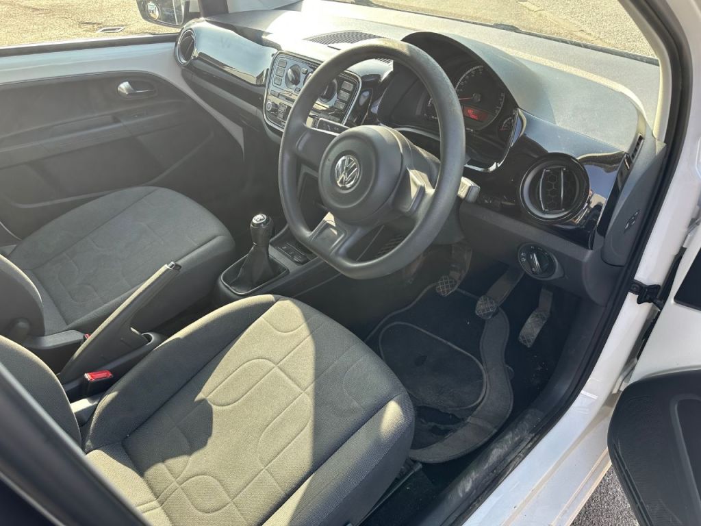 Used Volkswagen up! 2015 for sale - 78167768: Photo 5