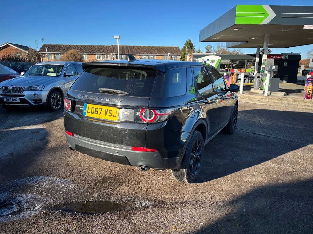 Used Land Rover Discovery Sport 2017 for sale - 77107101: Photo 4
