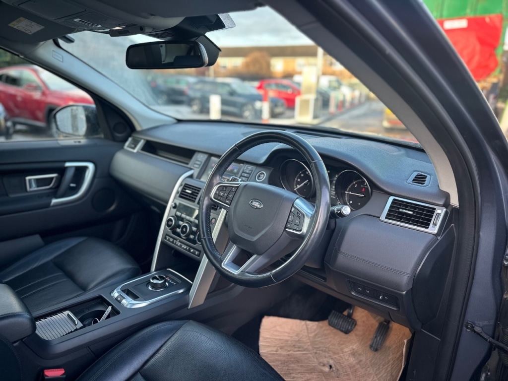 Used Land Rover Discovery Sport 2018 for sale - 77107077: Photo 10