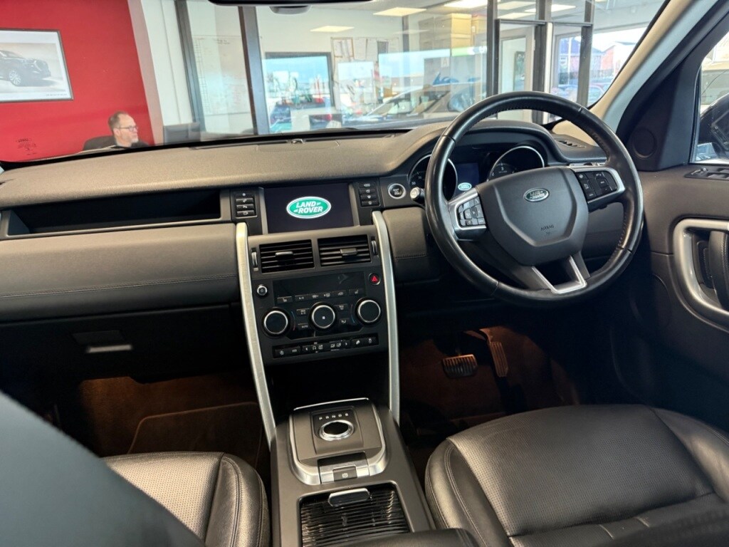 Used Land Rover Discovery Sport 2018 for sale - 77107077: Photo 17