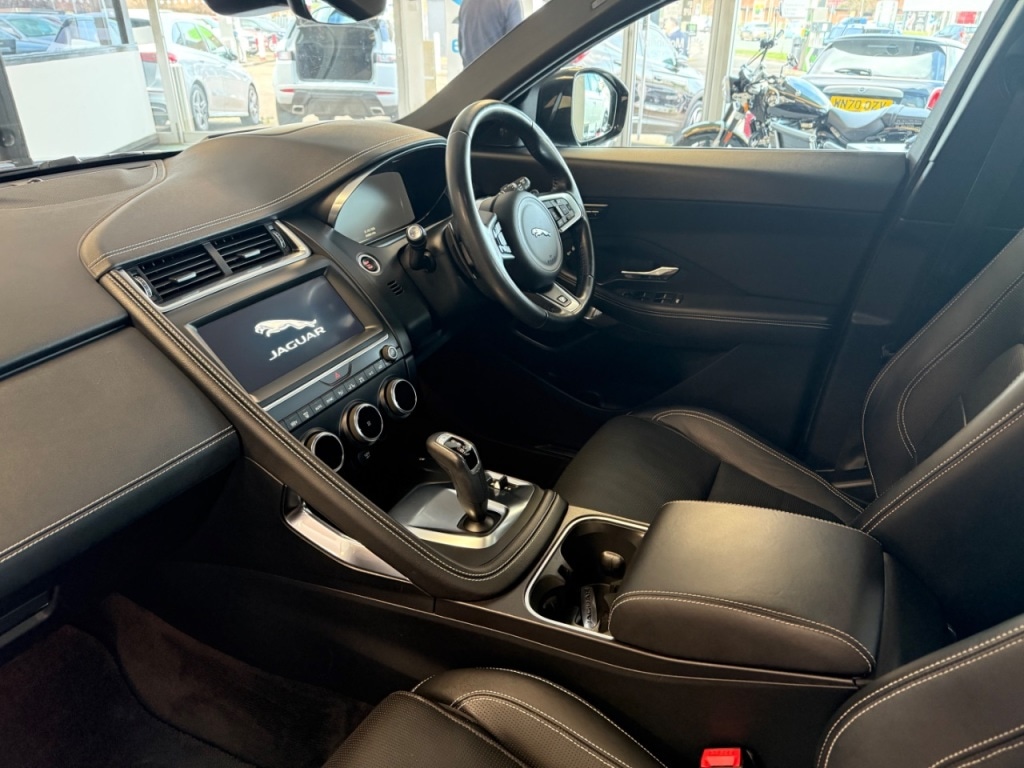 Used Jaguar E-Pace 2019 for sale - 77562592: Photo 7