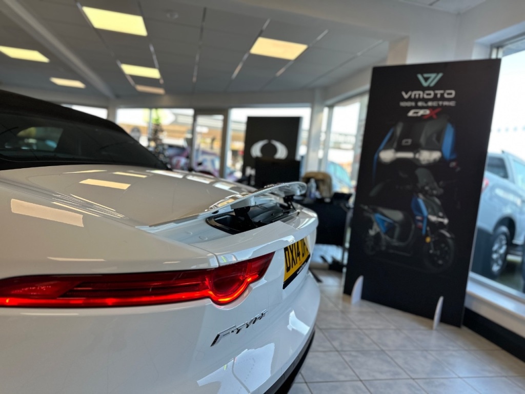 Used Jaguar F-Type 2014 for sale - 77245364: Photo 27