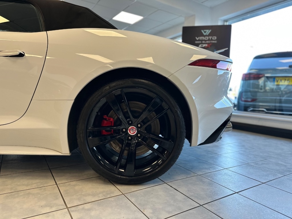 Used Jaguar F-Type 2014 for sale - 77245364: Photo 34