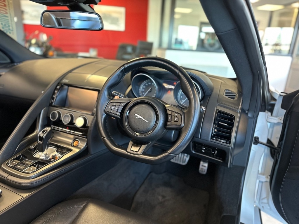 Used Jaguar F-Type 2014 for sale - 77245364: Photo 51