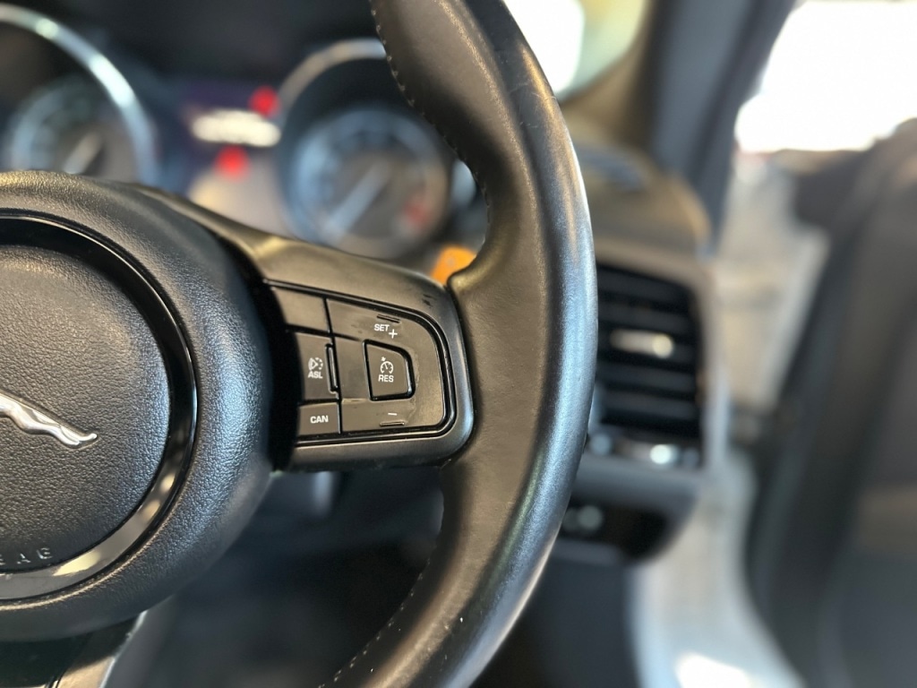 Used Jaguar F-Type 2014 for sale - 77245364: Photo 54