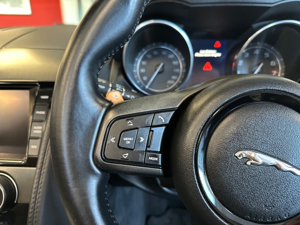 Used Jaguar F-Type 2014 for sale - 77245364: Photo 55