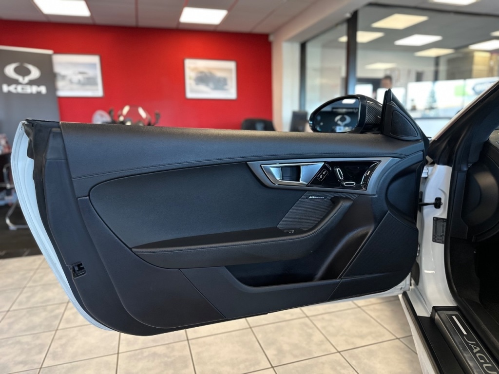 Used Jaguar F-Type 2014 for sale - 77245364: Photo 63