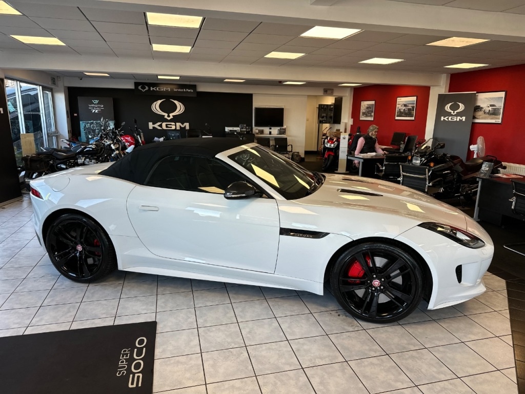 Used Jaguar F-Type 2014 for sale - 77245364: Photo 8