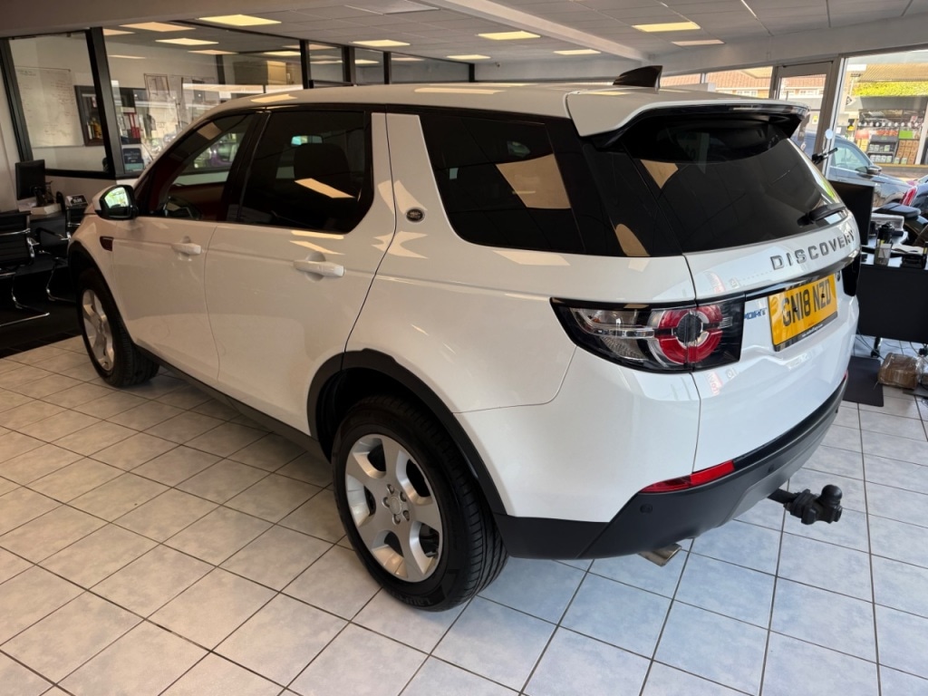 Used Land Rover Discovery Sport 2018 for sale - 78167813: Photo 3
