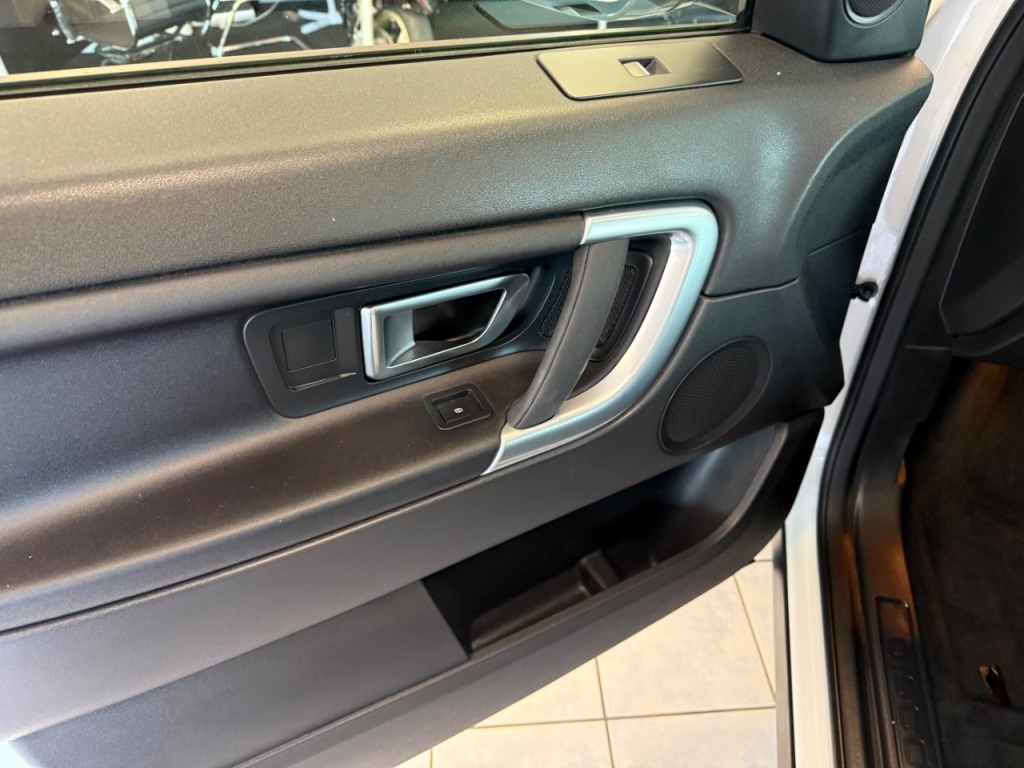 Used Land Rover Discovery Sport 2018 for sale - 78167813: Photo 8