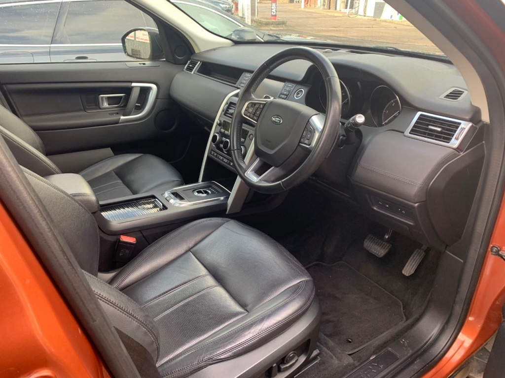 Used Land Rover Discovery Sport 2018 for sale - 77171499: Photo 2