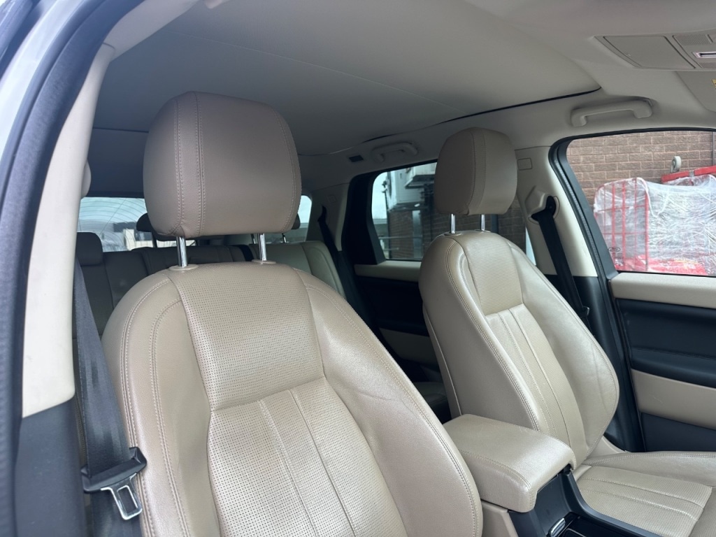 Used Land Rover Discovery Sport 2017 for sale - 76535069: Photo 10