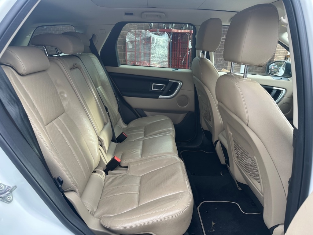 Used Land Rover Discovery Sport 2017 for sale - 76535069: Photo 13