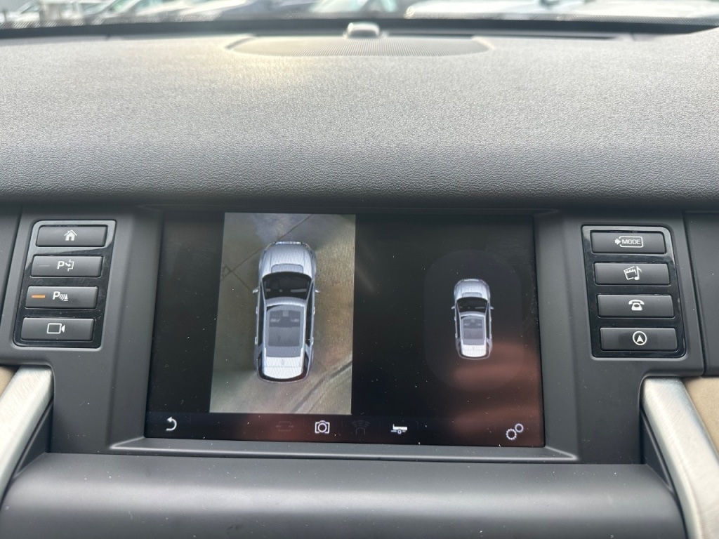 Used Land Rover Discovery Sport 2017 for sale - 76535069: Photo 15