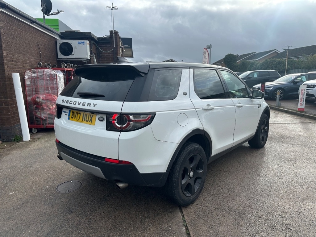 Used Land Rover Discovery Sport 2017 for sale - 76535069: Photo 3