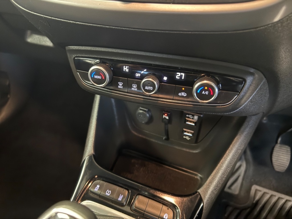 Used Vauxhall Crossland X 2018 for sale - 76340433: Photo 17