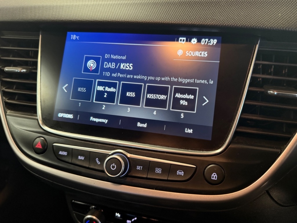 Used Vauxhall Crossland X 2018 for sale - 76340433: Photo 18