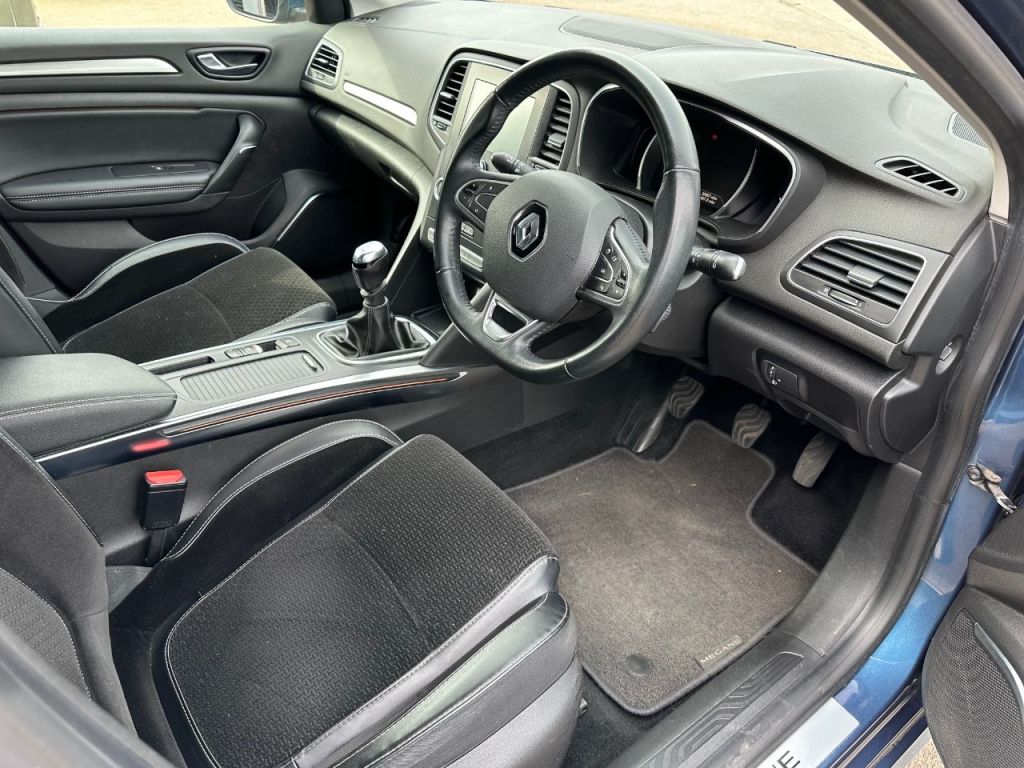 Used Renault Megane 2016 for sale - 77981673: Photo 6