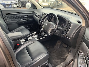 Used Mitsubishi Outlander 2016 for sale - 77171465: Photo