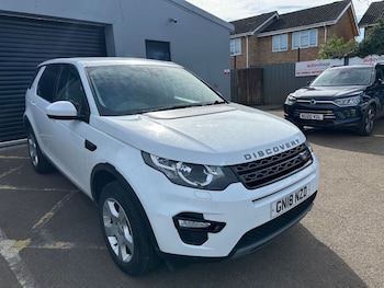Land Rover Discovery Sport feature image