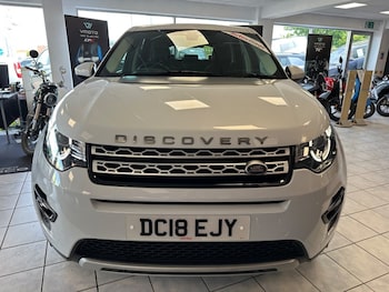Used Land Rover Discovery Sport 2018 for sale - 76405793: Photo