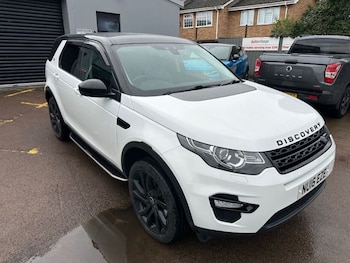 Land Rover Discovery Sport feature image