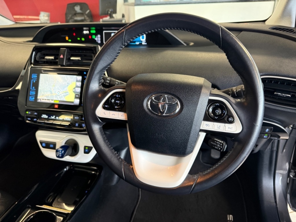 Used Toyota Prius 2017 for sale - 76819827: Photo 19