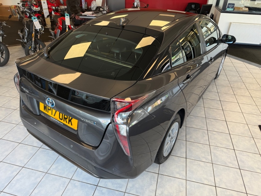 Used Toyota Prius 2017 for sale - 76819827: Photo 27