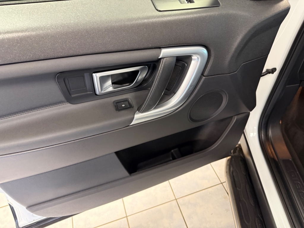 Used Land Rover Discovery Sport 2016 for sale - 77477099: Photo 10