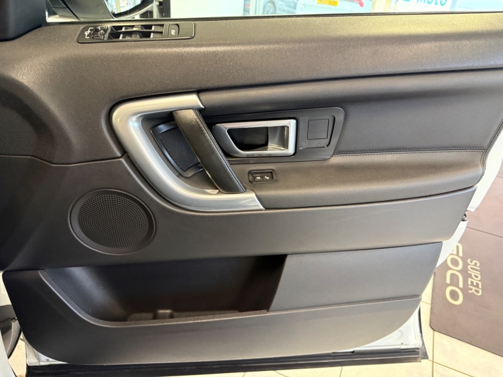 Used Land Rover Discovery Sport 2016 for sale - 77477099: Photo 29