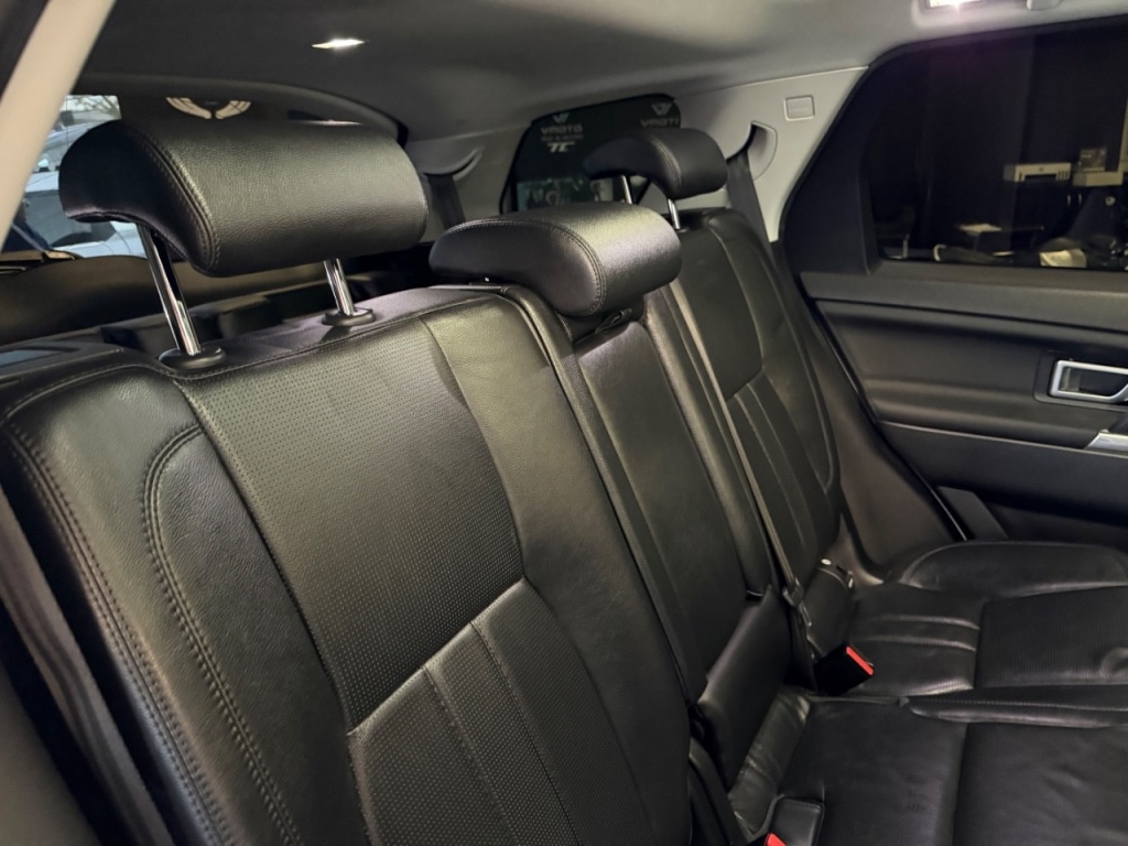 Used Land Rover Discovery Sport 2016 for sale - 77477099: Photo 32