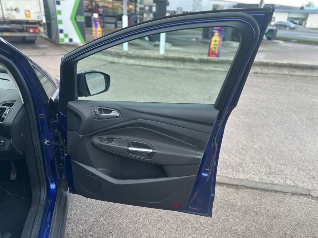 Used Ford C-Max 2017 for sale - 76367117: Photo 8