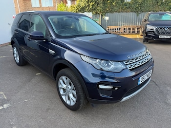 Used Land Rover Discovery Sport 2017 for sale - 76038565: Photo