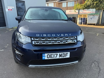 Used Land Rover Discovery Sport 2017 for sale - 76038565: Photo