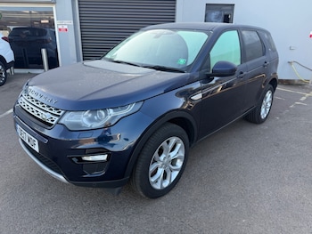 Used Land Rover Discovery Sport 2017 for sale - 76038565: Photo