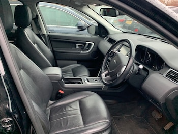 Used Land Rover Discovery Sport 2018 for sale - 77207307: Photo