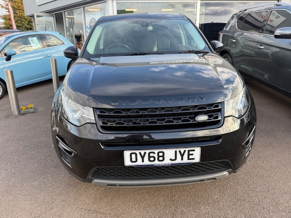 Used Land Rover Discovery Sport 2018 for sale - 76235206: Photo 2