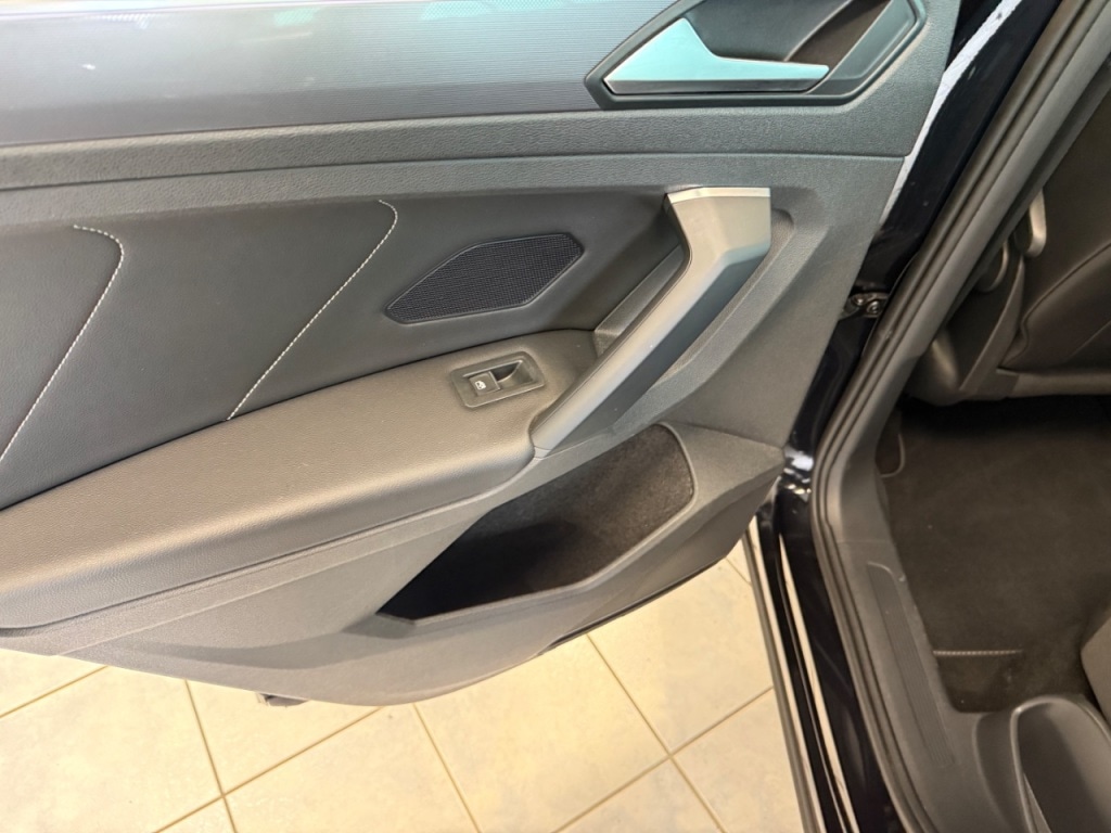 Used Volkswagen Tiguan 2020 for sale - 75764705: Photo 12