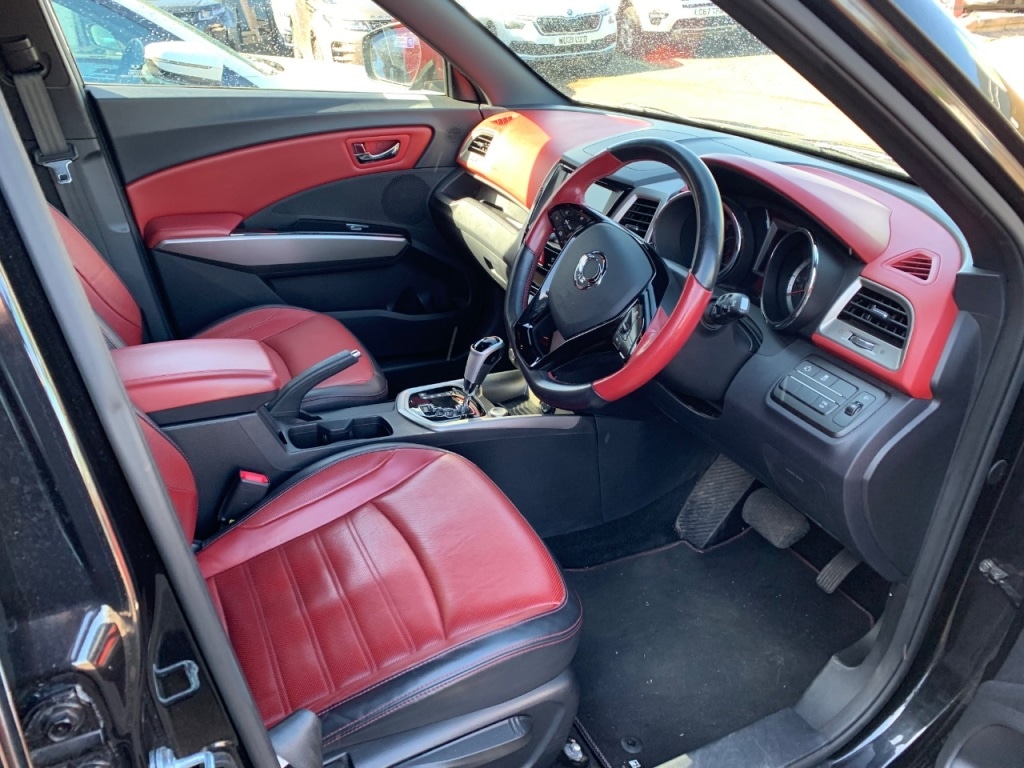 Used Ssangyong Tivoli 2018 for sale - 78002163: Photo 2