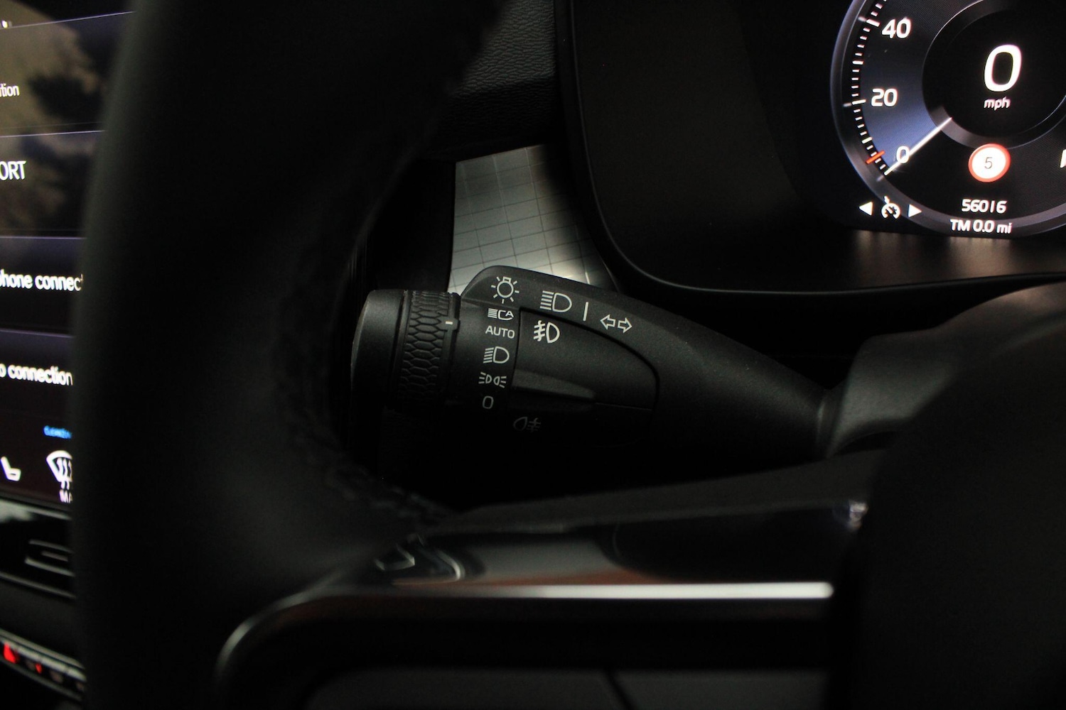 Used Volvo XC40 2021 for sale - 76991505: Photo 34