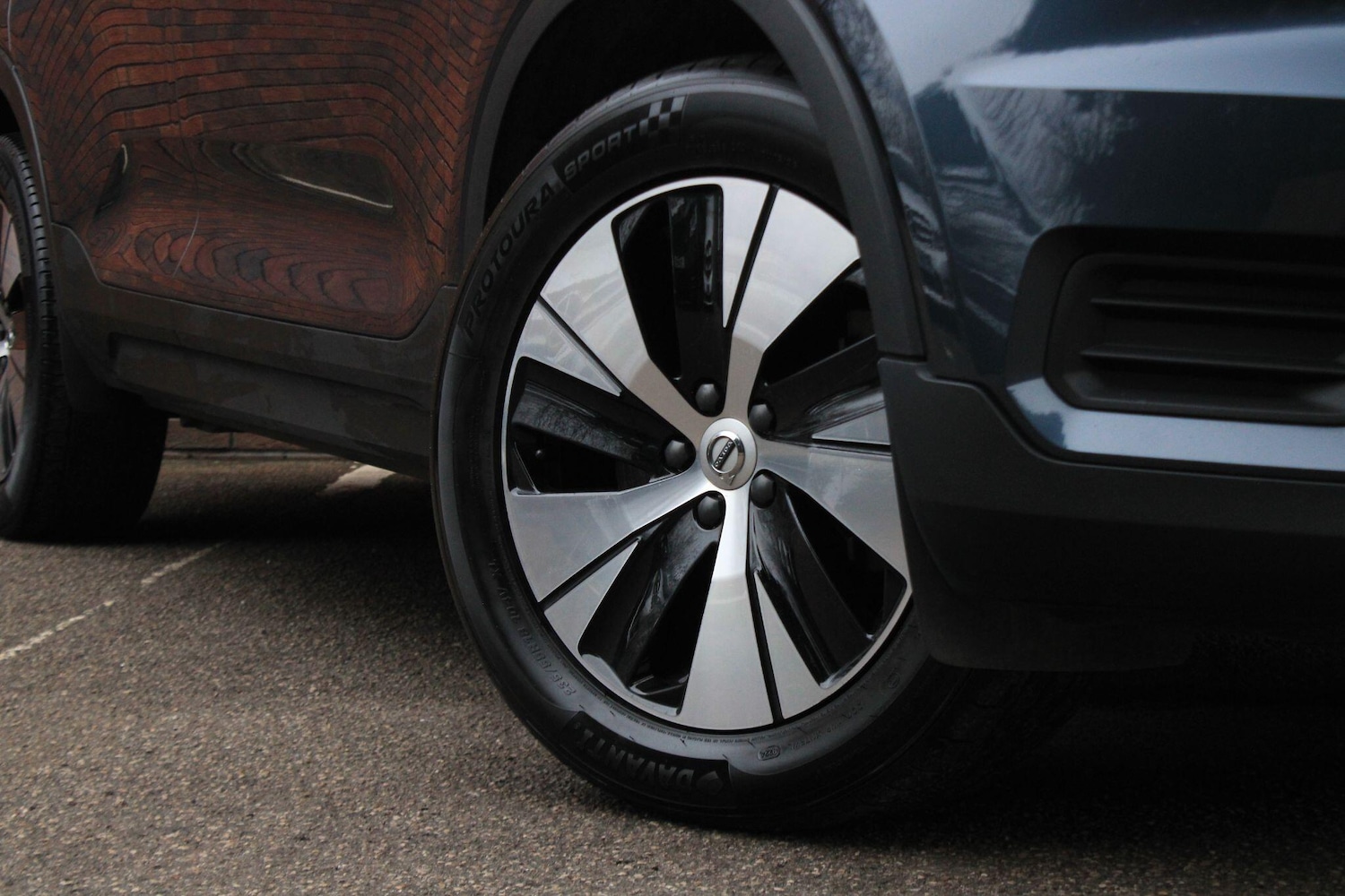 Used Volvo XC40 2021 for sale - 76991505: Photo 8