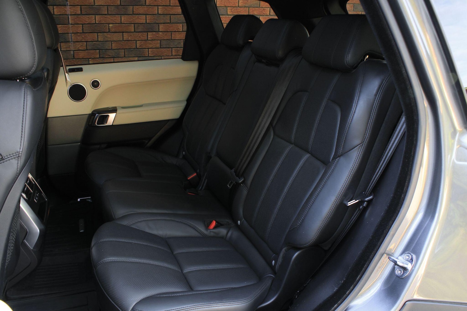 Used Land Rover Range Rover Sport 2017 for sale - 76122423: Photo 21
