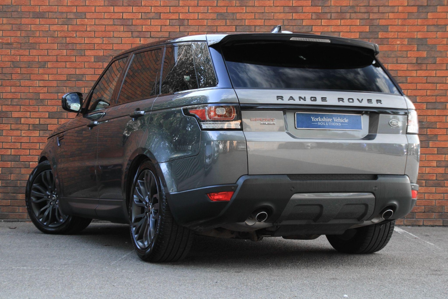 Used Land Rover Range Rover Sport 2017 for sale - 76122423: Photo 3