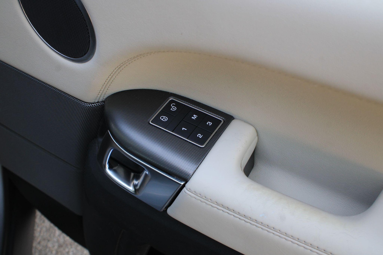 Used Land Rover Range Rover Sport 2017 for sale - 76122423: Photo 30