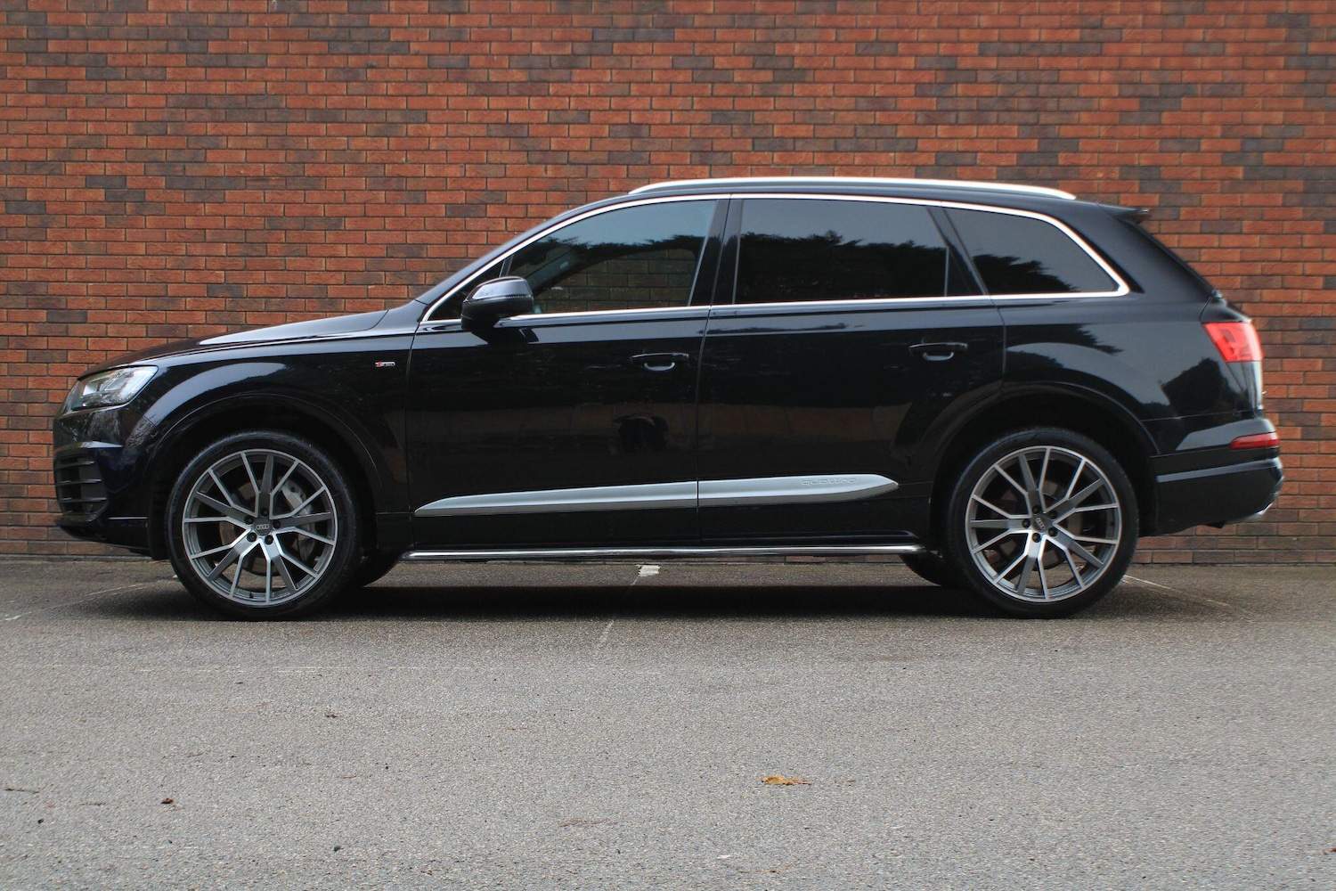 Used Audi Q7 2017 for sale - 76498661: Photo 17